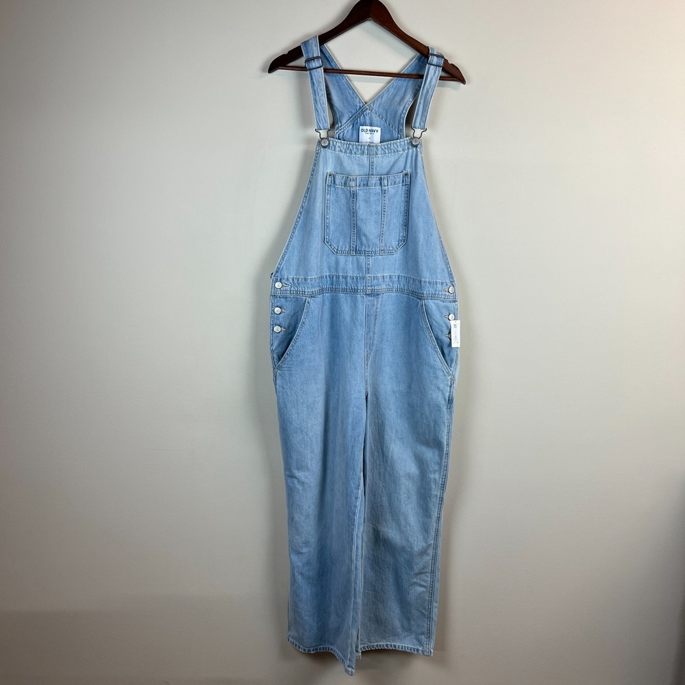 Old Navy Overalls Womens 14 Blue Jeans Wide Leg Light Wash Denim Classic NEW NWT